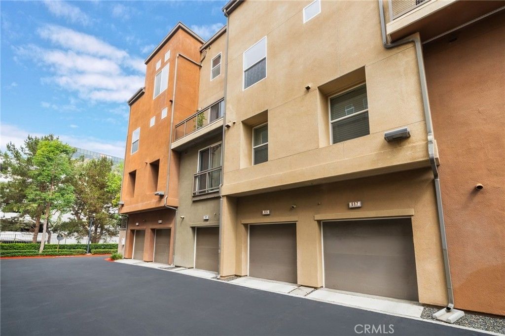 615 Rockefeller, Irvine