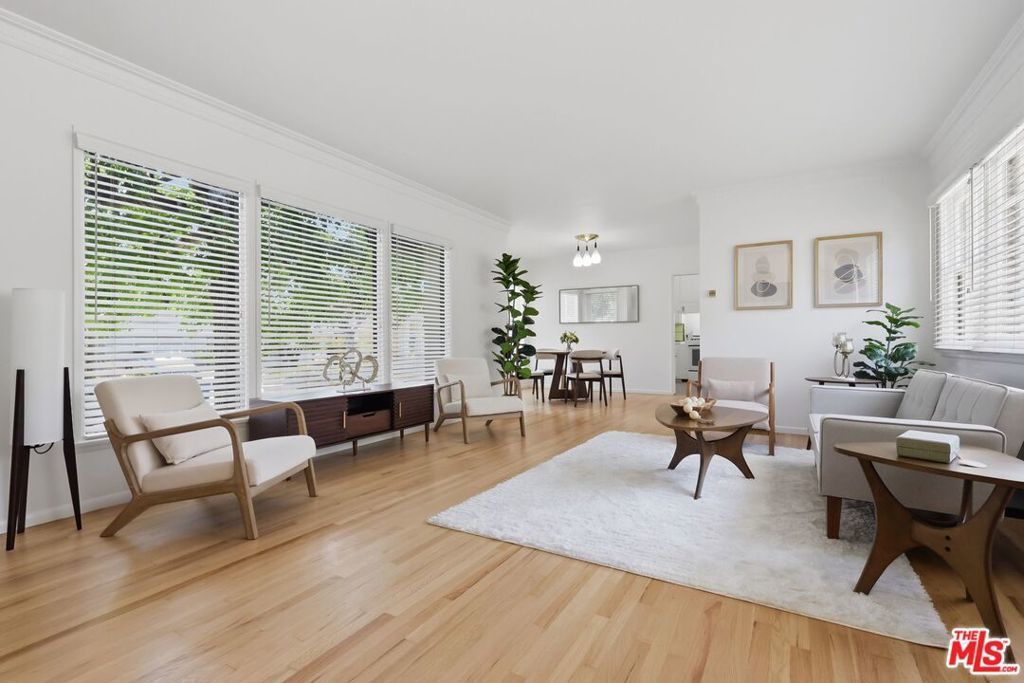 6333 W 77th Street, Los Angeles