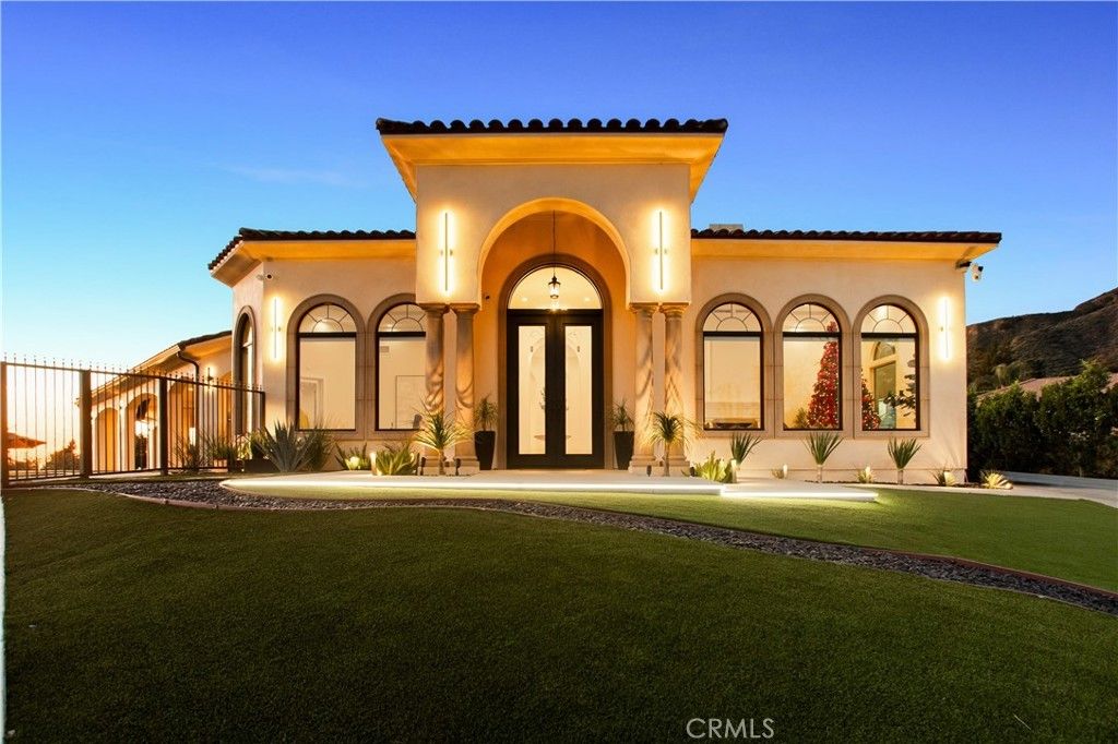 2499 Sierra, Upland