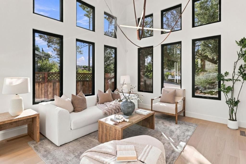 548 6th Avenue, Menlo Park