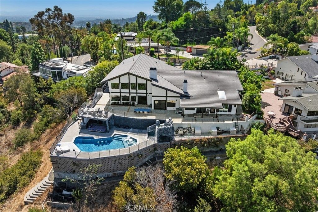 1711 Sirrine, Santa Ana