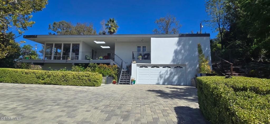1082 La Cresta Drive, Thousand Oaks