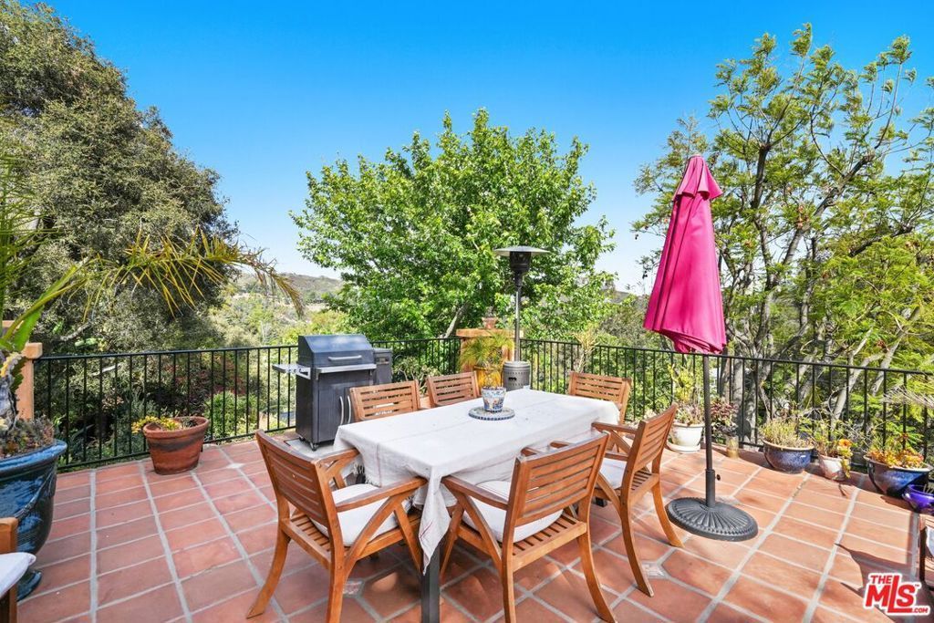 754 Basin Drive, Topanga