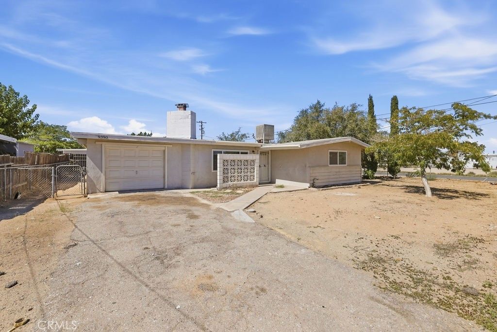 9390 3rd Avenue, Hesperia