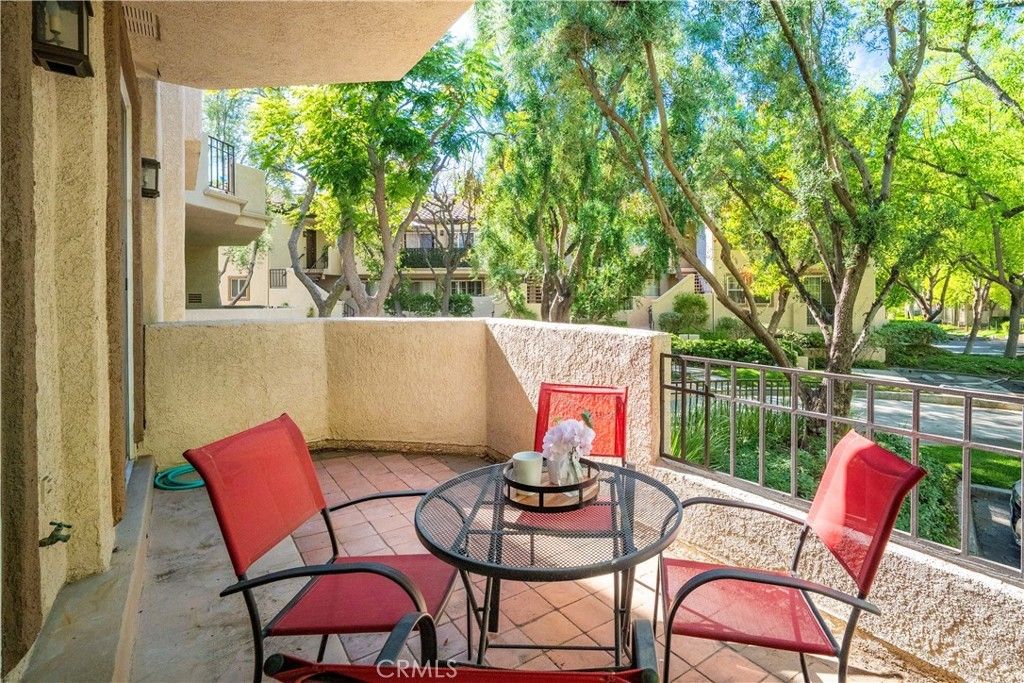 24109 Del Monte Drive, Valencia