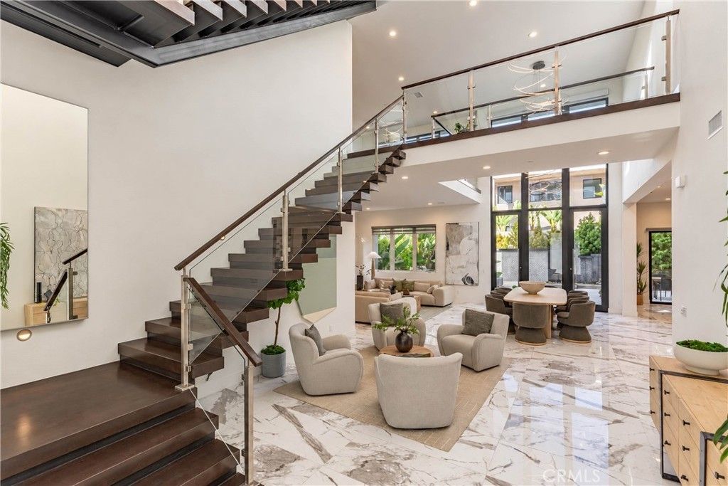 61 Iluna, Irvine