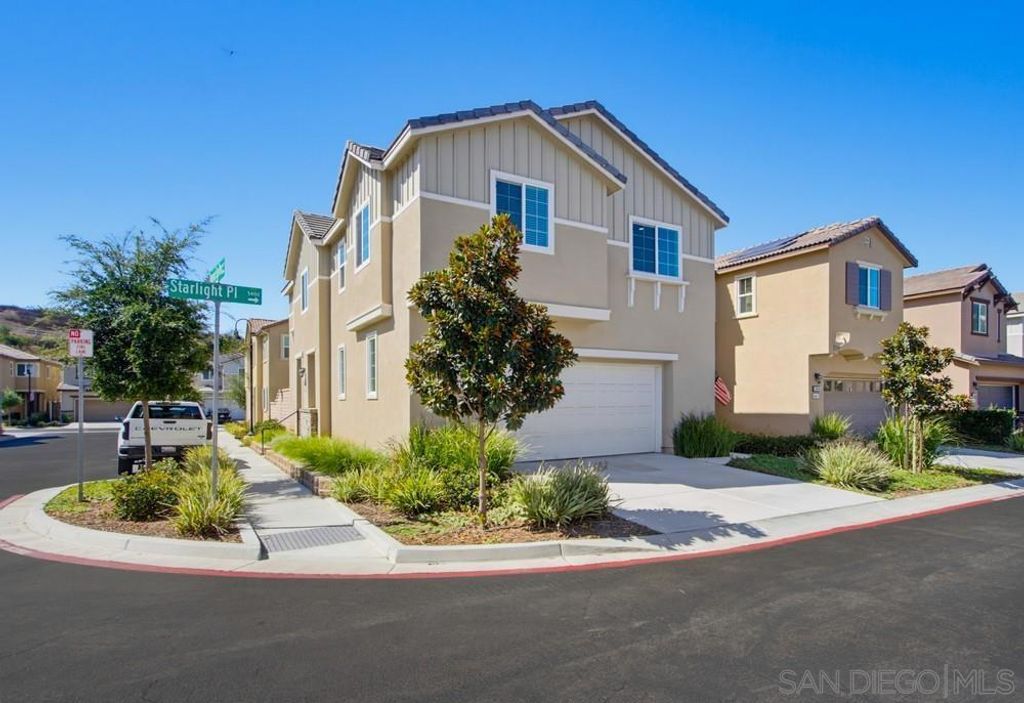 5444 Starlight, Bonsall