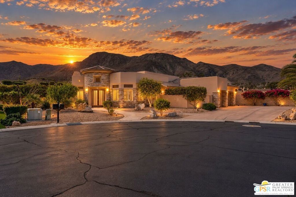 7 Ridgeline Way, Rancho Mirage