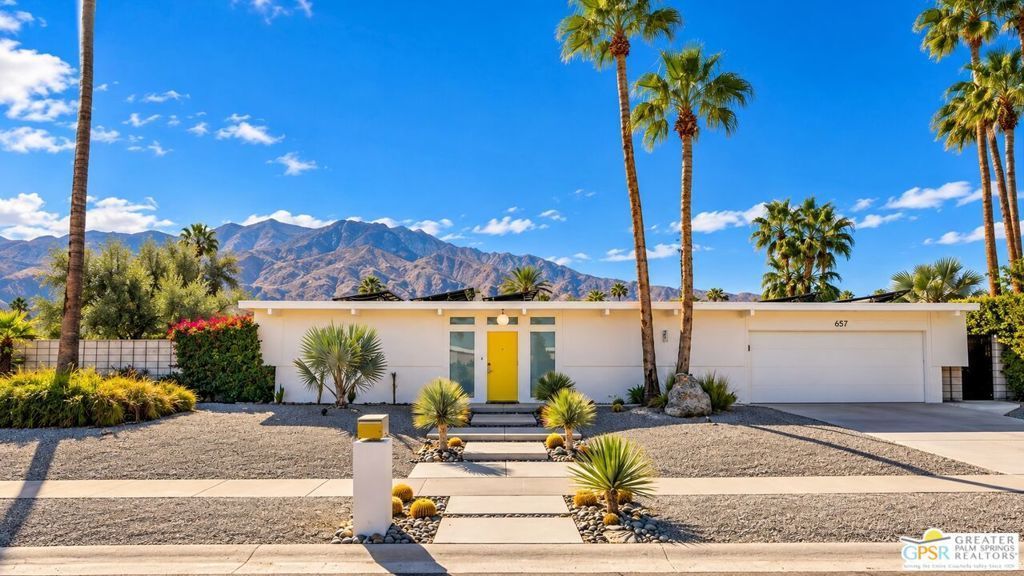 657 N Juanita Drive, Palm Springs