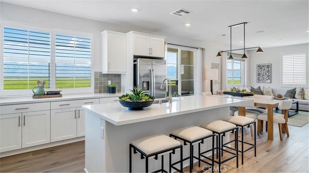 2631 E Lincoln Paseo, Ontario