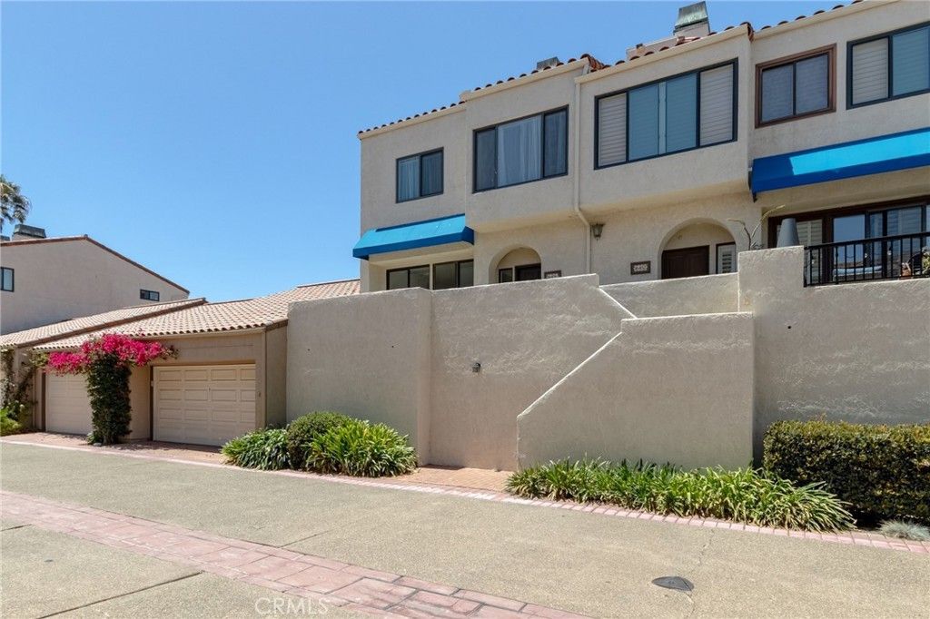 16456 Germain # 223, Huntington Beach