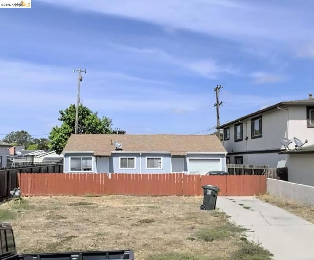 251 E Romie Ln, Salinas