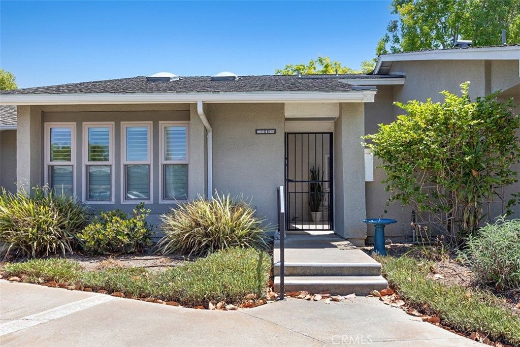 8933 Yolo # 1307-b, Huntington Beach