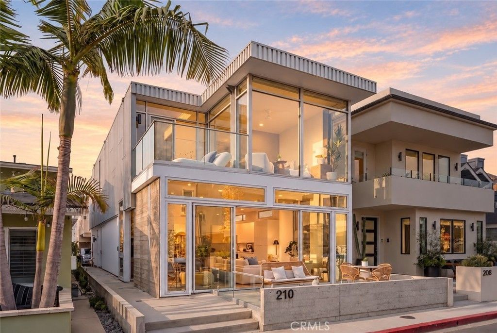 210 43rd Street, Newport Beach