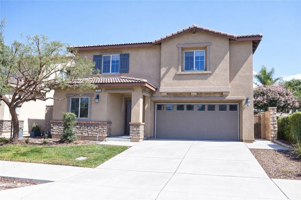 7079 Bella Strada, Fontana