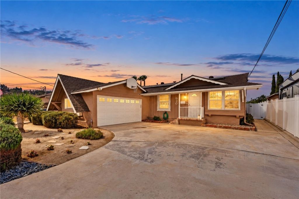 930 Waterloo Ave, El Cajon
