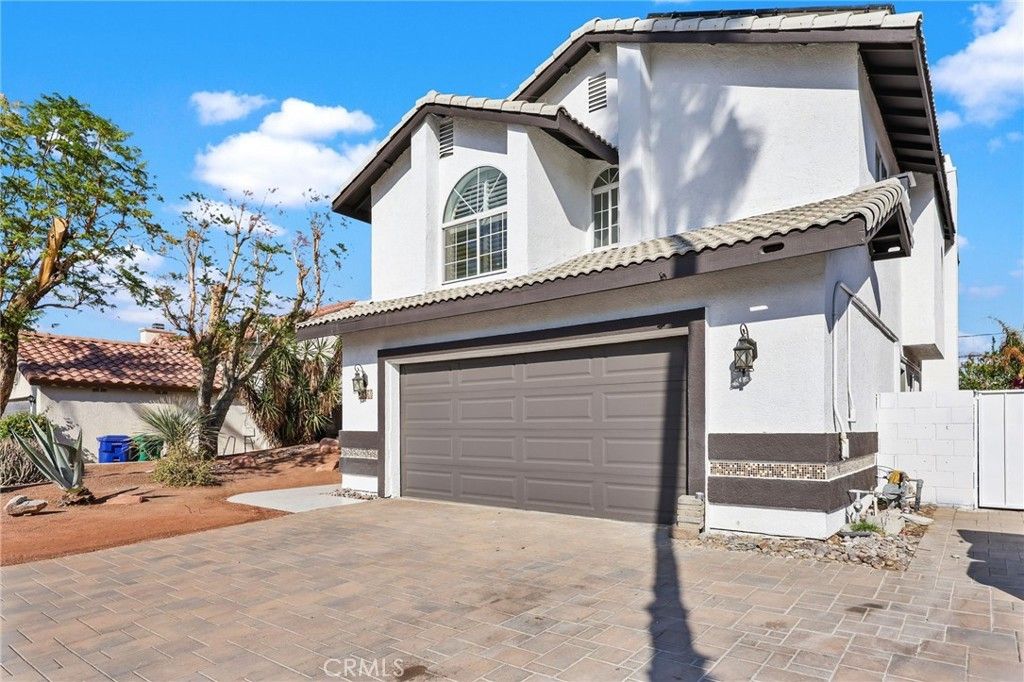 29360 Avenida La, Cathedral City