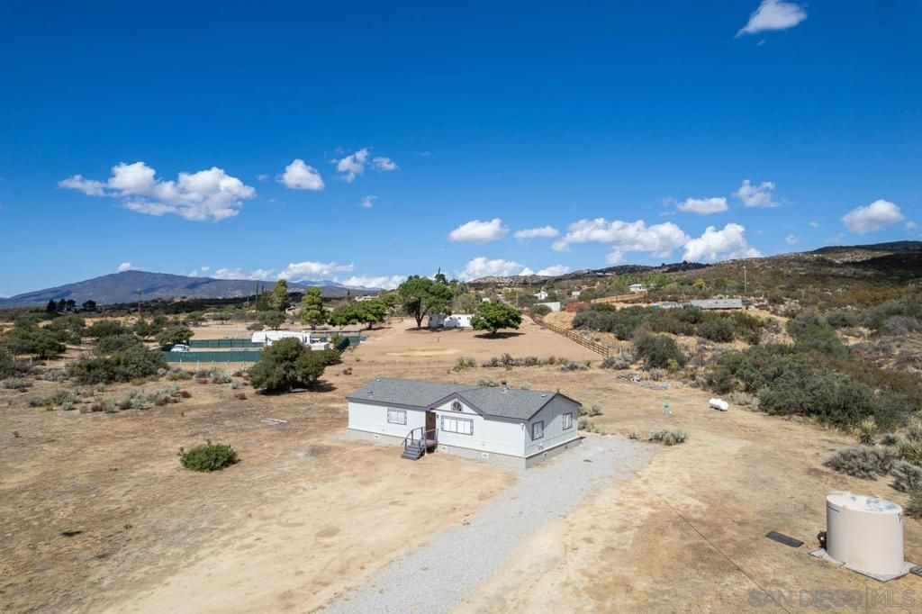 59420 Roger Lane, Anza