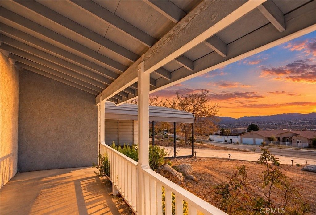 57440 Airway Court, Yucca Valley