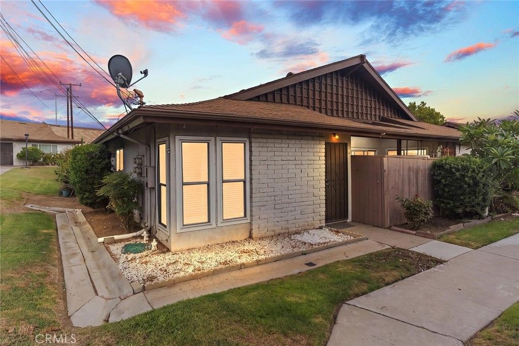 1800 E Heim, Orange