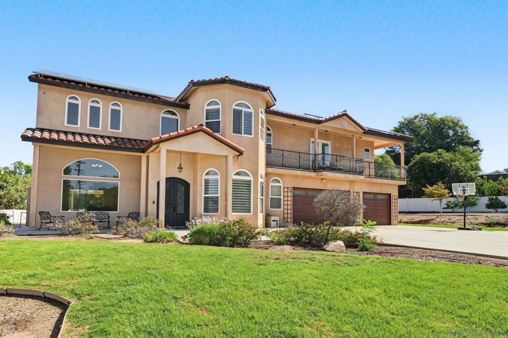 1946 Garrison, El Cajon