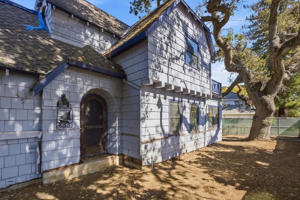 655 Embarcadero Road, Palo Alto