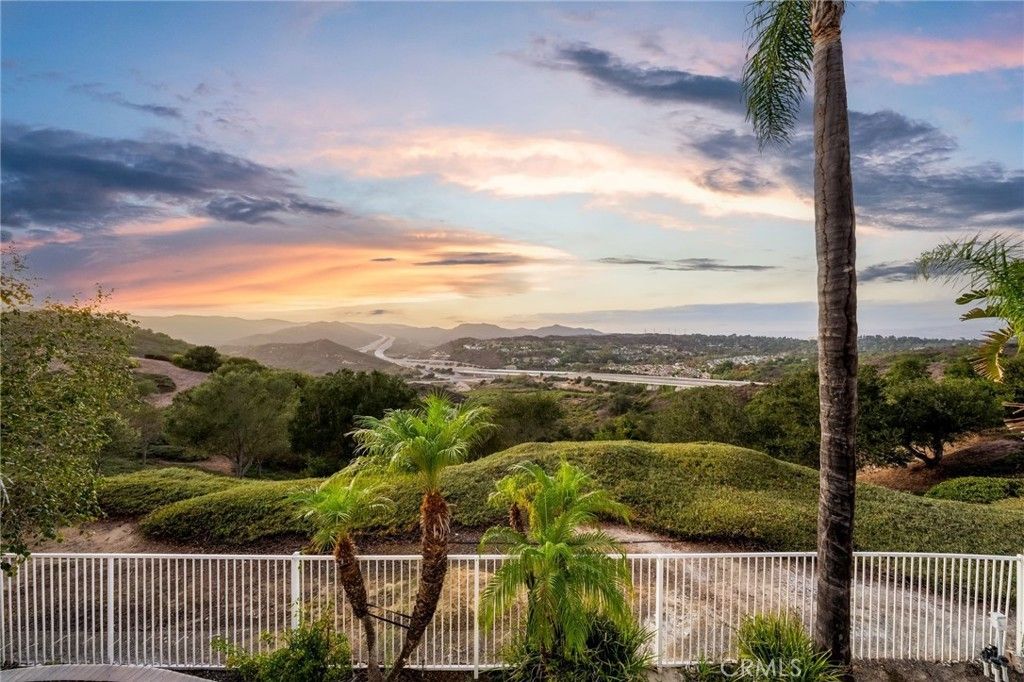 35 Hollyleaf, Aliso Viejo
