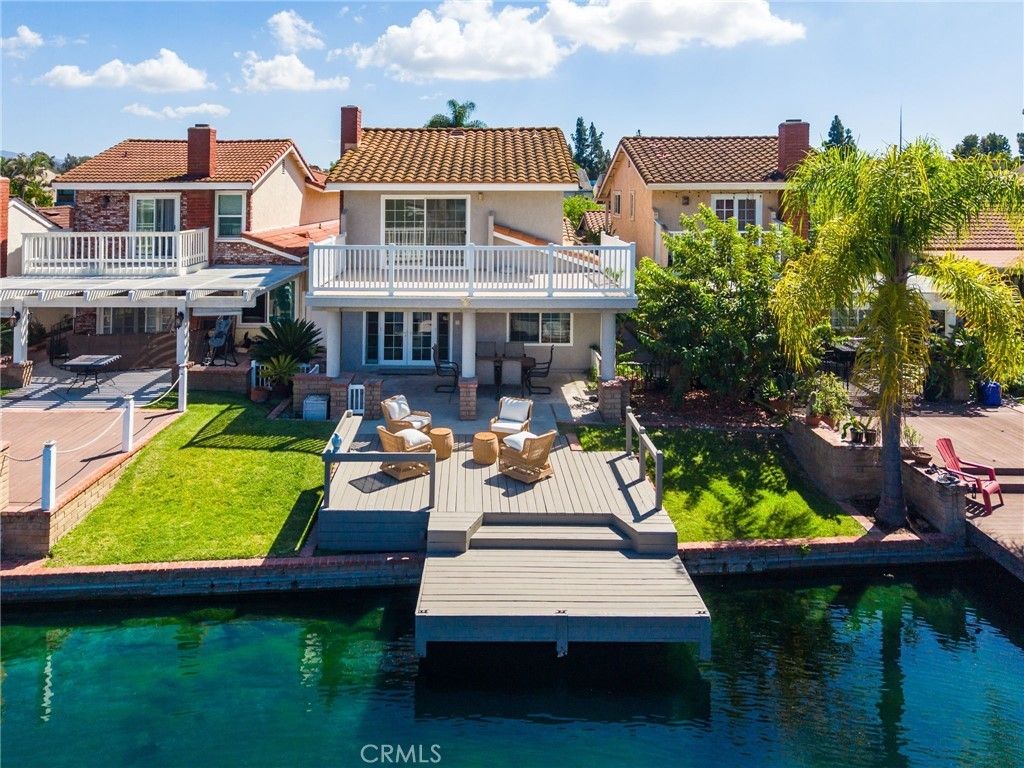 21821 Michigan Lane, Lake Forest