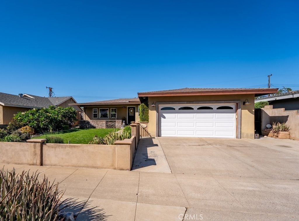 1323 E Mayfair, Orange