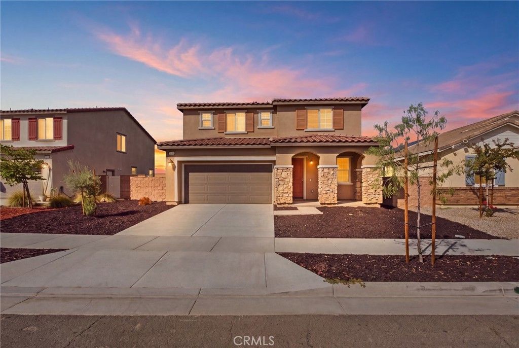 2807 Moonshimmer, Hemet