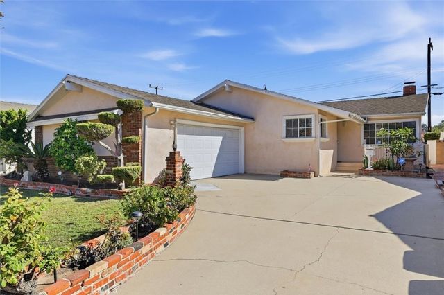 1952 W 233rd St, Torrance