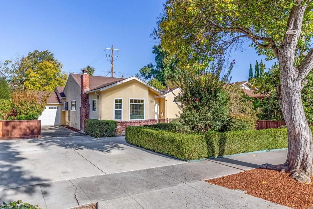 1119 Oregon Avenue, Palo Alto