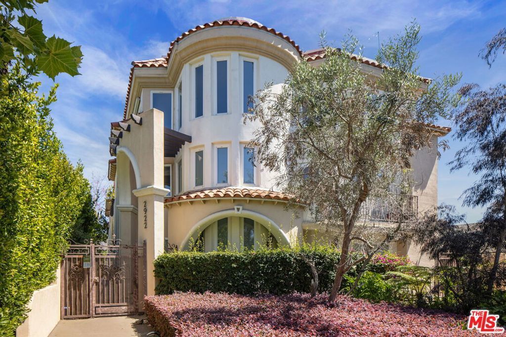 2922 Montana Avenue # B, Santa Monica