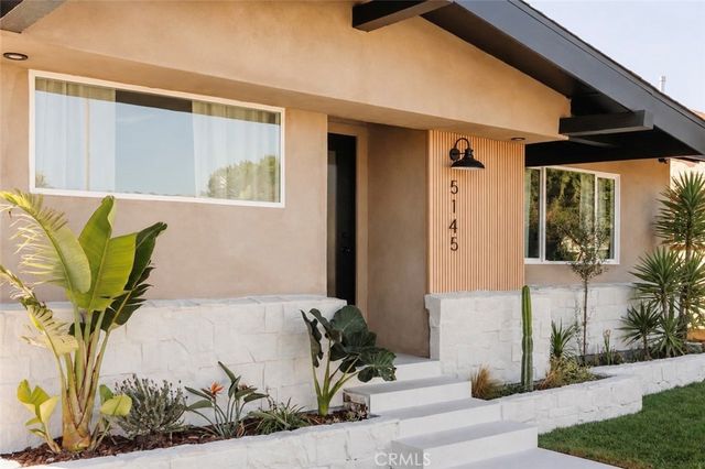 5145 6th, Los Angeles