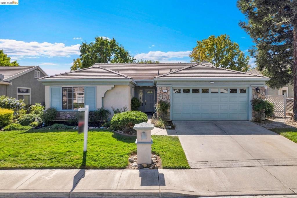 1751 Crispin Dr, Brentwood