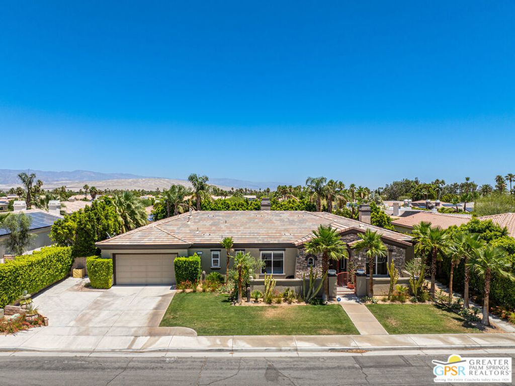 2160 N Hermosa Drive, Palm Springs