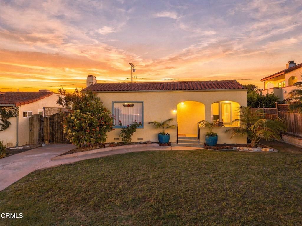 111 S Catalina Street, Ventura