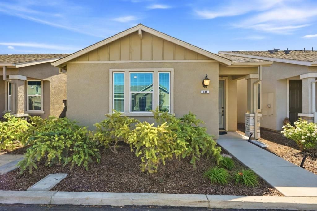 844 Castellona Drive, Newman