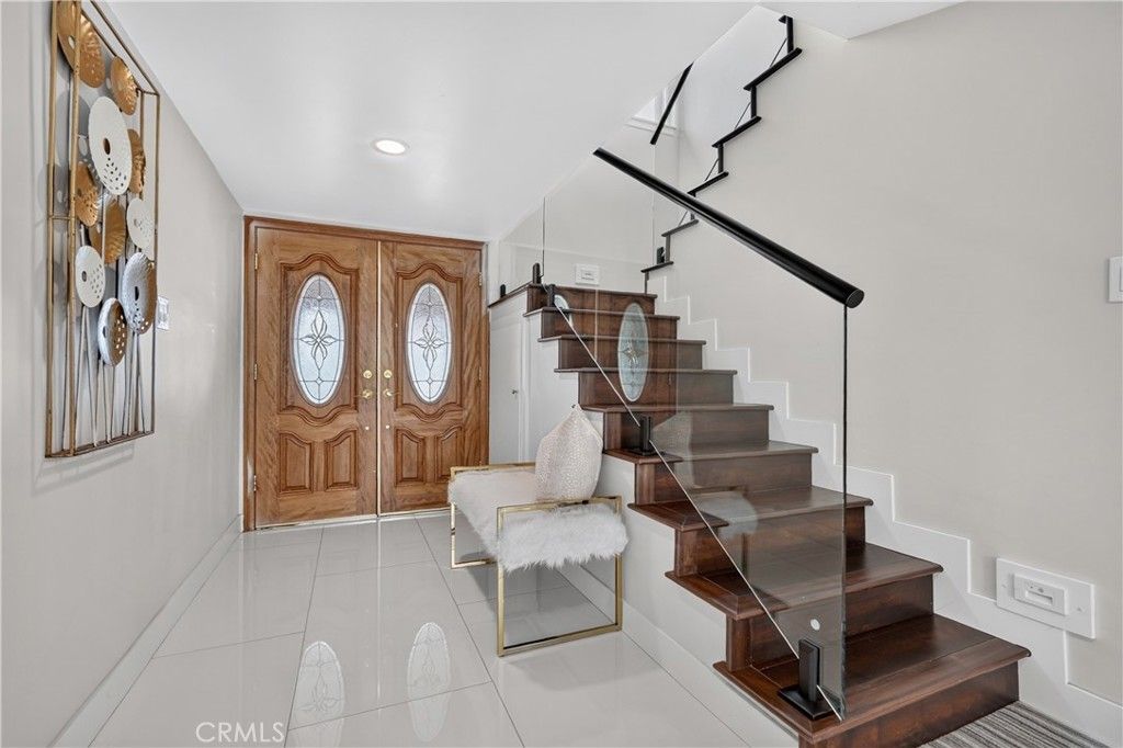 738 De Palma Way, Montebello