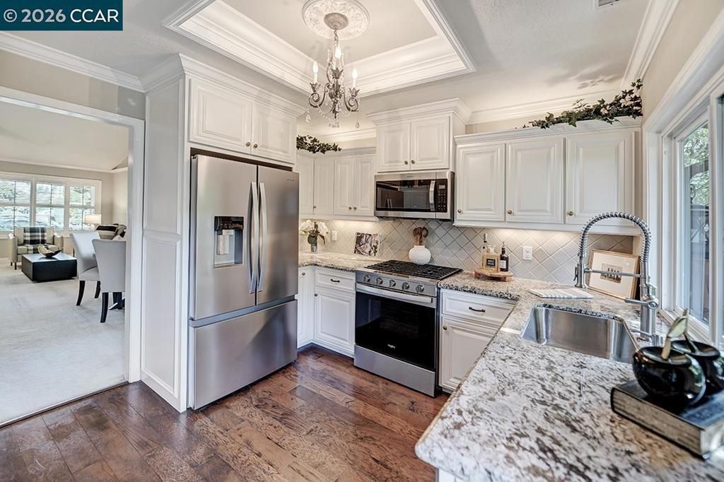 120 Lawnview Cir, Danville