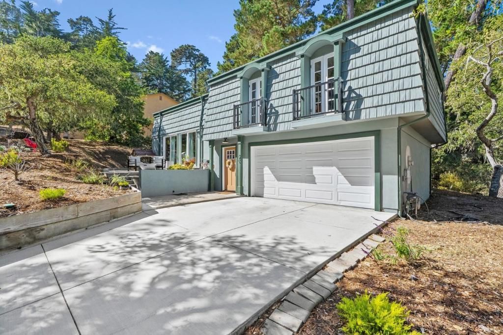 20 Crandall Road, Monterey