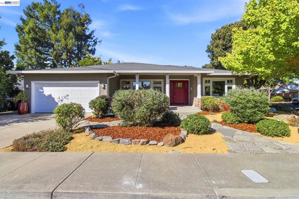 4717 Canary Dr, Pleasanton
