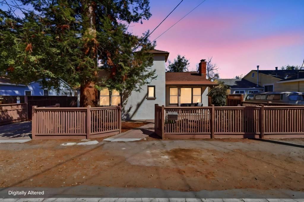 157 Central Avenue, Redwood City