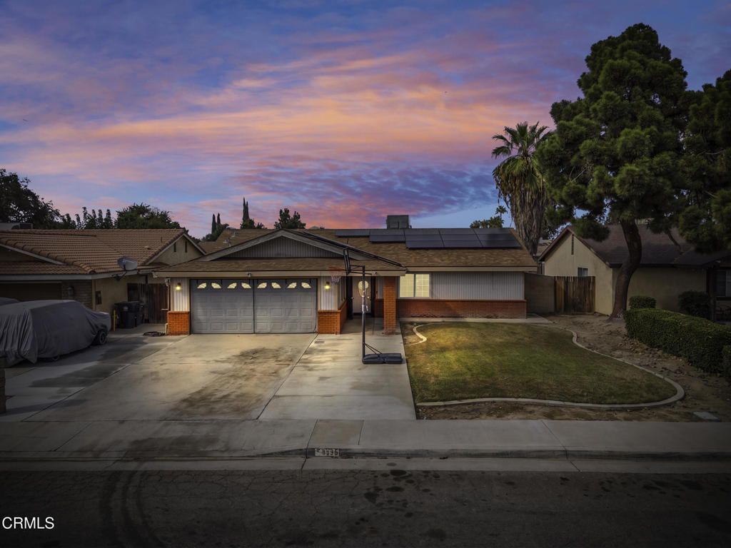 1716 Maurice Avenue, Bakersfield