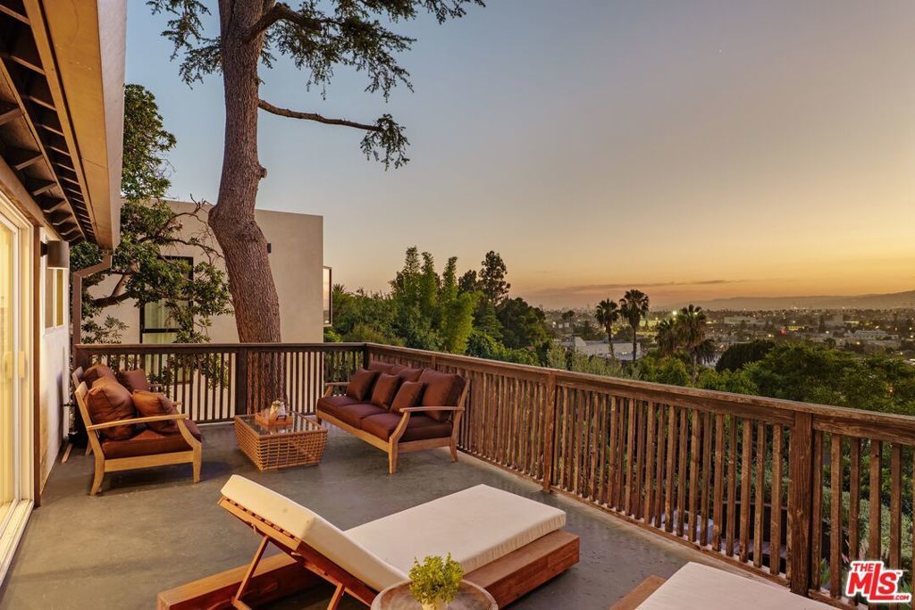 937 Lucile Avenue, Los Angeles