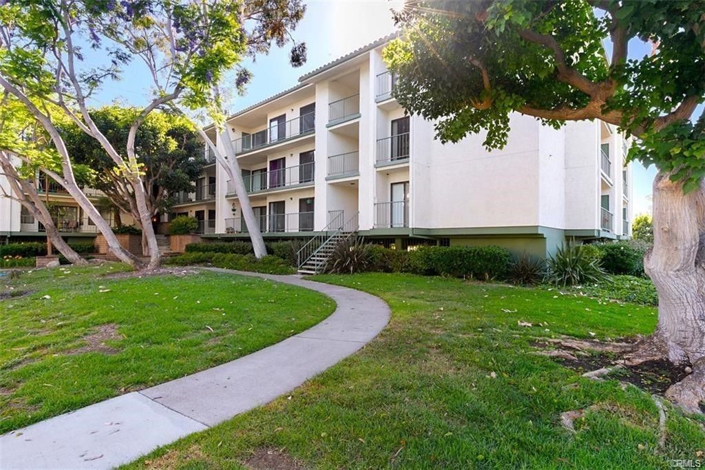 7202 Apricot Drive # 7202, Irvine