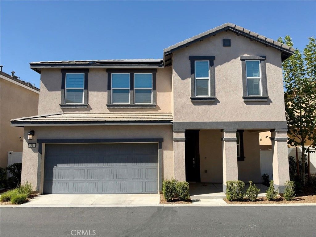 2511 Gunner Ridge, Rialto