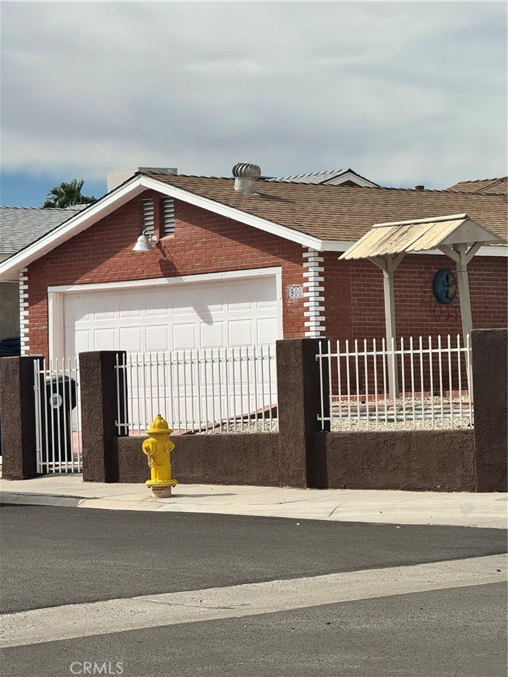 900 Chateau Way, Barstow