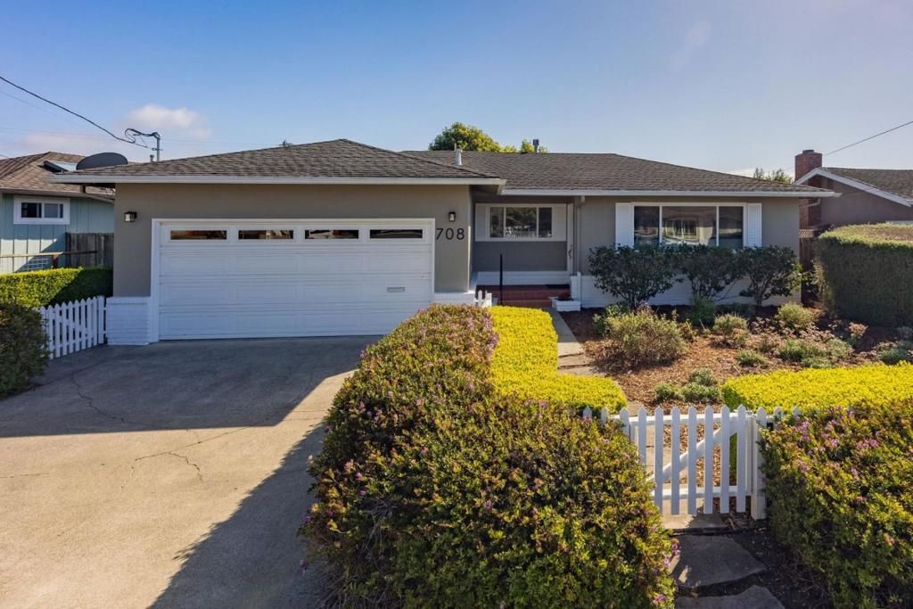 708 Arroyo Leon Drive, Half Moon Bay
