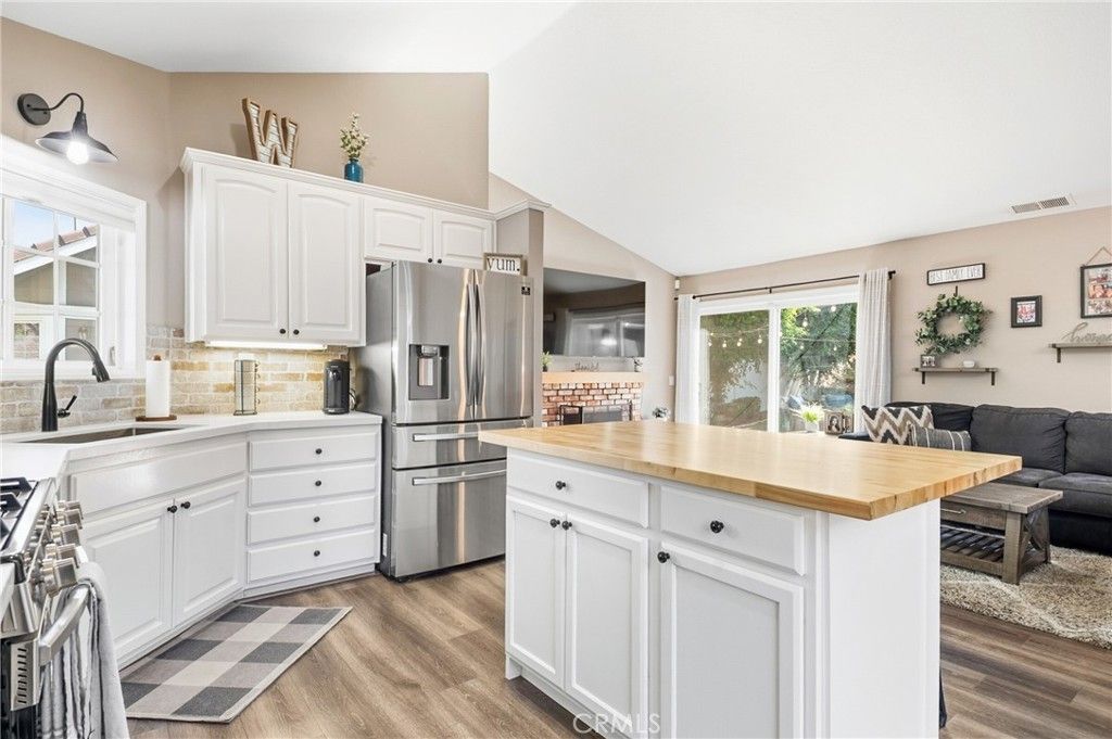 8492 E Saratoga Street, Anaheim Hills